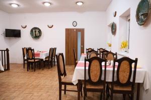TV a/nebo společenská místnost v ubytování Pension Restaurace Florián