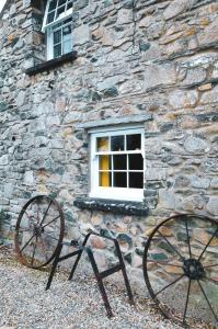 Billede fra billedgalleriet på Cosy cottage for 2, sea views, large grounds. WiFi i Newport