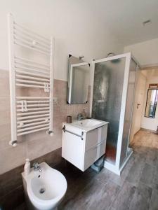 Koupelna v ubytování Casapueblo