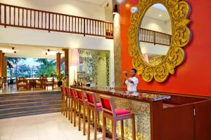 Členové personálu v ubytování The Rani Hotel & Spa + 28 fotografií