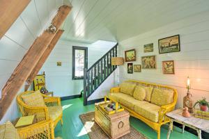 Gallery image of Charming Gainesville Cabin with Private Dock! in Gainesville