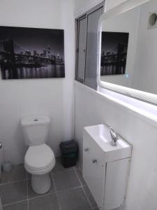 Koupelna v ubytování Hostal Casamar-Viña 5 norte 1061
