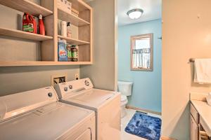 Φωτογραφία από το άλμπουμ του Charming Buena Vista Home with Hot Tub and Deck! σε Buena Vista +24 φωτογραφίες