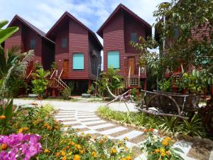 Zahrada ubytování Lodge Moni Essara Kampot