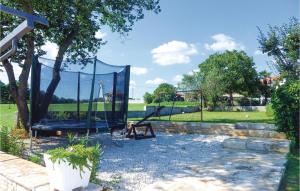 Zahrada ubytování Holiday Home Melnica Iii