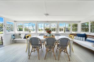 Gallery image of Avalon vintage beachside family getaway in Currarong