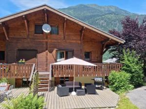Gallery image of Chalet Tontine, 3 bedrooms, sauna, terrace and great views ! in Les Houches