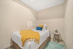 Vue by Kozystay - Karawaci客房内的一张或多张床位