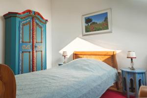 Postel nebo postele na pokoji v ubytování FeWo Uckerseen, 4 Zimmer mit Bad ensuite und Panoramablick