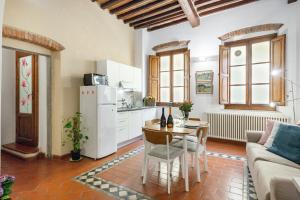 Zdjęcie z galerii obiektu Pisa Stylish Loft in the City Center w Pizie