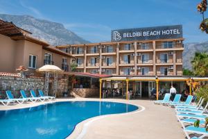Nespecifikovaný výhled na hory nebo výhled na hory při pohledu z hotelu