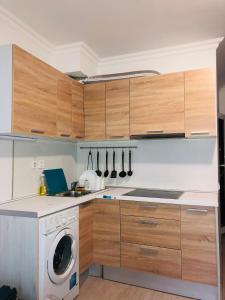 Кухня или кухненски бокс в Apartments Sarafovo
