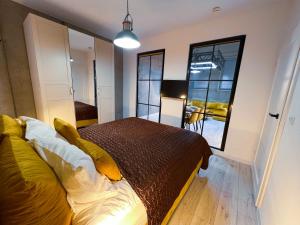 Katil atau katil-katil dalam bilik di MojeMiędzyzdroje LU 8B - Luksusowy apartament 100 metrów od morza