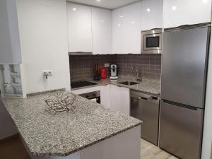 A kitchen or kitchenette at Gaviota