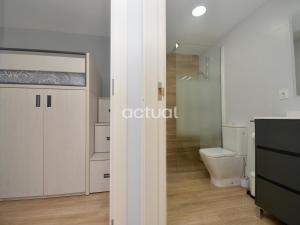 A bathroom at Super Beach 10H