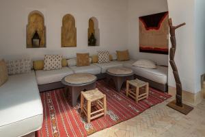 A seating area at Riad Talaa12