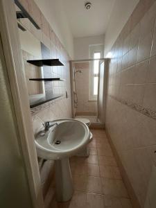 Ένα μπάνιο στο Casa Adelaide vicino al mare,uscita Ancona Sud