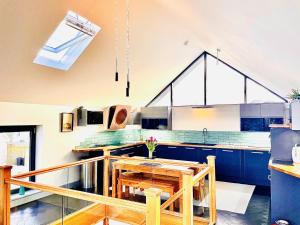 Köök või kööginurk majutusasutuses Avalennek