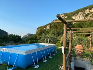 A general mountain view or a mountain view taken from the holiday home