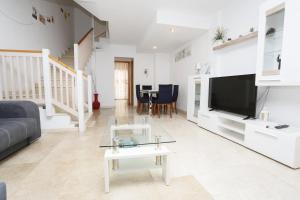 Televízia a/alebo spoločenská miestnosť v ubytovaní Masvacation HR, 4Room, Terrace, Parking
