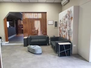 A seating area at Il Gabbiano