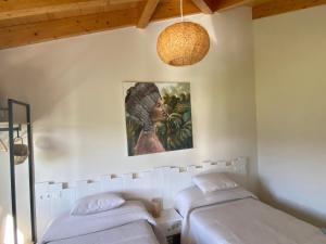 Postel nebo postele na pokoji v ubytování Apartamentos Turísticos VillaCordido Villaframil Ribadeo
