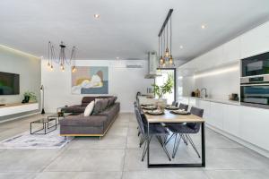 Galeriebild der Unterkunft Villa Oasis - Your luxury home away from home in Lazine