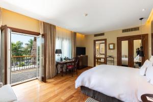 Postel nebo postele na pokoji v ubytování Country Club Lima Hotel – The Leading Hotels of the World