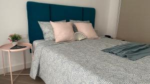 Postel nebo postele na pokoji v ubytování Cozy Nook