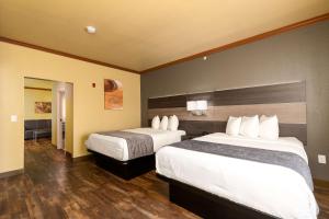 Postel nebo postele na pokoji v ubytování Best Western Plus Portland