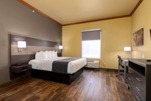 Postel nebo postele na pokoji v ubytování Best Western Plus Portland