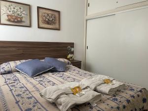 Ένα ή περισσότερα κρεβάτια σε δωμάτιο στο Confortable cercanía