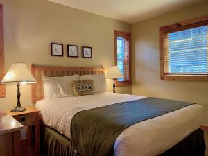 Gallery image of Lighthouse Inn in Cannon Beach