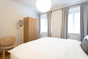 Posteľ alebo postele v izbe v ubytovaní Chic 1-Bed Apt by Canal Walk to Historic Centre
