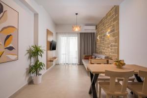 Gallery image of Esplanade Apartments in Kalathas