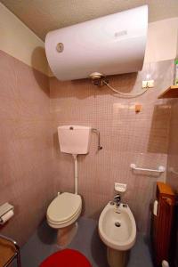 A bathroom at Maso 21