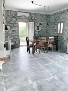 Fotografie z fotogalerie ubytování Prosilion Stone House v destinaci Agriliá + 28 fotografií