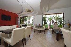 Gallery image of Hotel Akrogiali in Ouranoupoli