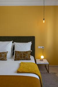 Łóżko lub łóżka w pokoju w obiekcie Luxury two bedrooms apartment - Best Location
