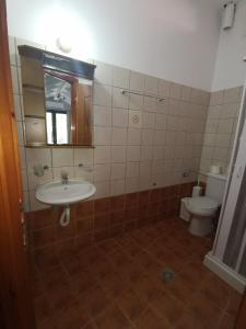 Kúpeľňa v ubytovaní Villa Lithitsa