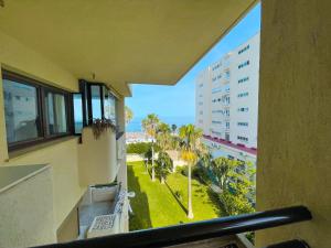 Balkón alebo terasa v ubytovaní SEAFRONT Apartment with Direct Access to the BEACH