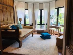 Fotografie z fotogalerie ubytování Grand Serene Lakeside Bali Style Villa v destinaci Cyberjaya + 62 fotografií