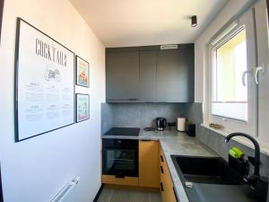 Kuchyňa alebo kuchynka v ubytovaní ALEapartament