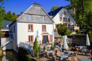 Galeriebild der Unterkunft Hotel Klostermühle Siebenborn in Maring-Noviand