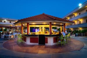 Restaurace v ubytování Villa Mare by Delfinia Resort + 11 fotografií