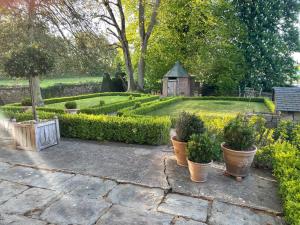 Zahrada ubytování Le Manoir de la Bigotière