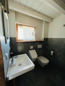 Koupelna v ubytování Chalet Buron