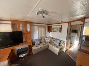 Gallery image of Family 5 beds static caravan in Lincolnshire