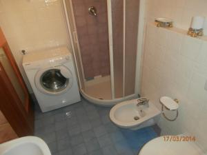 A bathroom at La Pianotta Sulla Spiaggia