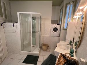 Ένα μπάνιο στο Appartement hyper centre Perros-Guirec +16 φωτογραφίες
